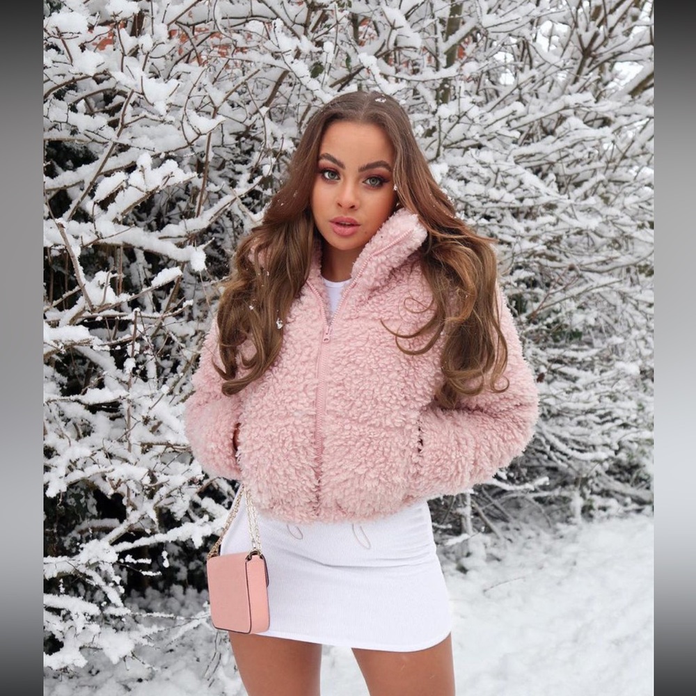 FASHION NOVA: Make You Cozy Cropped Puffer Jacket